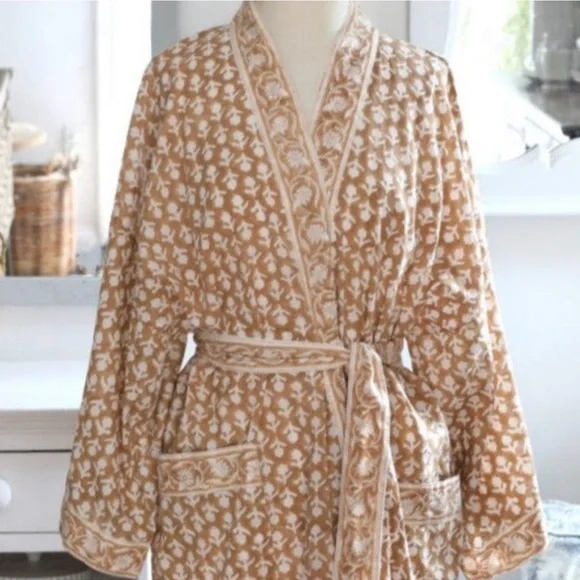 Pacific & Rose Charlotte Robe NWOT - Picture 3 of 11